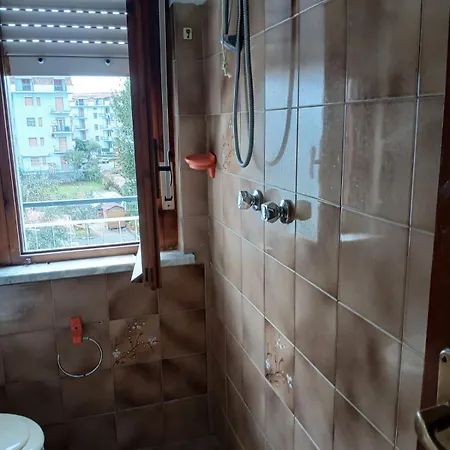 Don Minzoni, 350 Dal Mare *